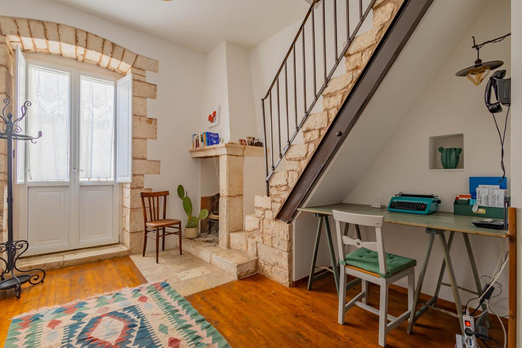 Antiche Mura Apartments "Nel Cuore Della Puglia"Bivani, Cucina, Terrazzo Turi Εξωτερικό φωτογραφία