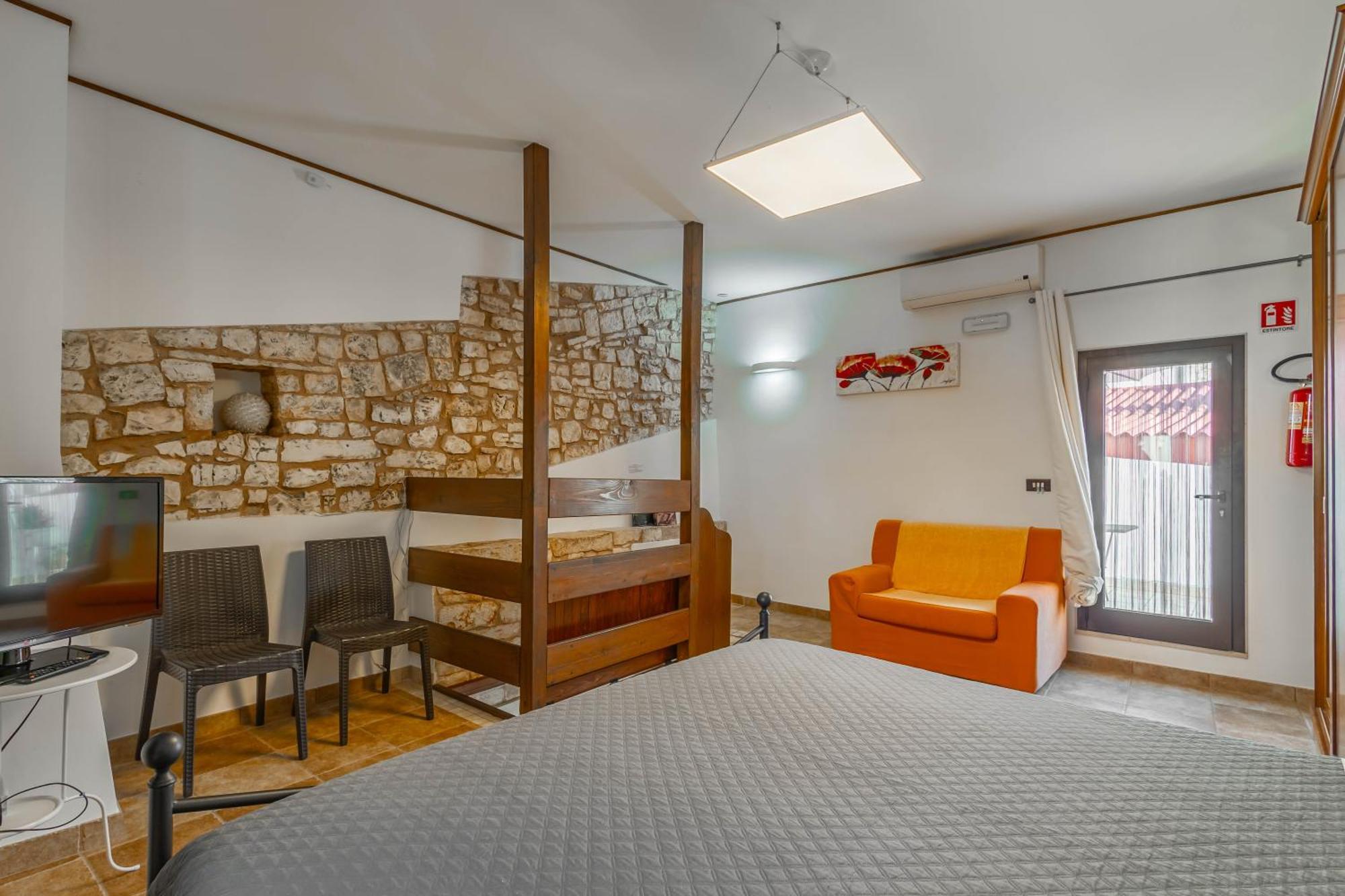 Antiche Mura Apartments "Nel Cuore Della Puglia"Bivani, Cucina, Terrazzo Turi Εξωτερικό φωτογραφία